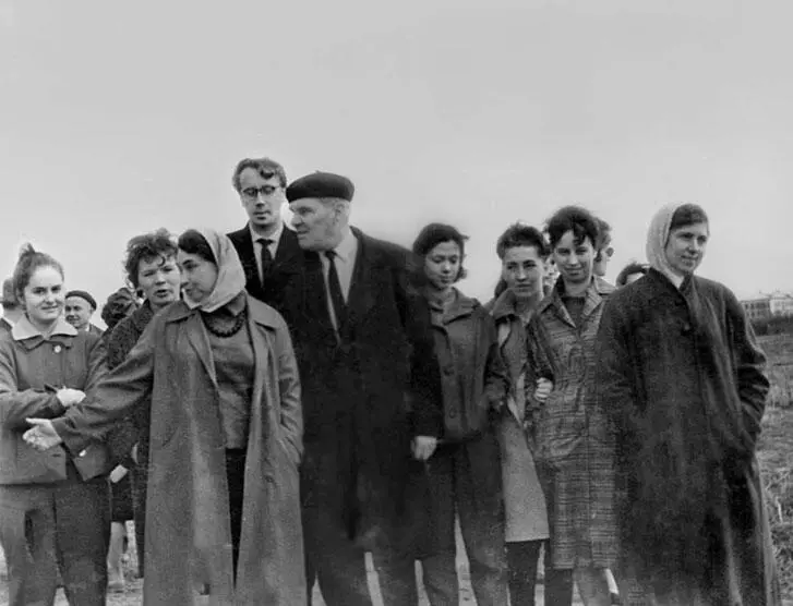 Май 1964 г Поездка во Владимир Суздаль с проф П А Зайончковским в - фото 17