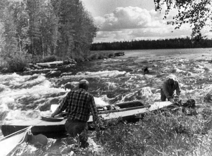 Осень 1971 г Северная Карелия Лето 1972 г В Щучинске с дочерью Машей - фото 26