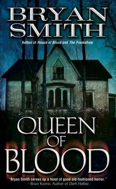 Bryan Smith Queen Of Blood обложка книги