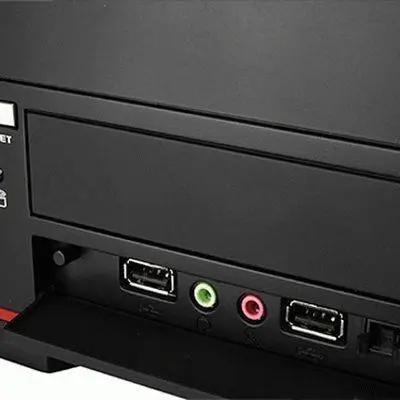 Thermaltake в этом плане не разочаровывает Если нажать на панель под 35 - фото 12