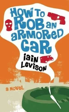 Iain Levison How to rob an armored car обложка книги