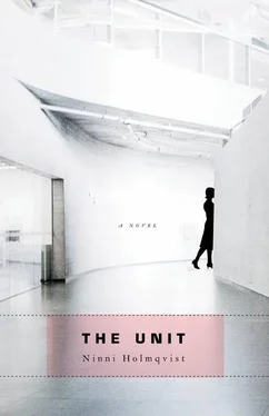 Ninni Holmqvist The Unit обложка книги