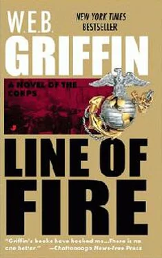 W.E.B. Griffin The Corps V - Line of Fire обложка книги