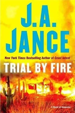 J. Jance Trial By Fire обложка книги