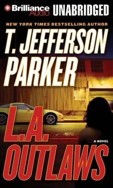 T Parker L. A. Outlaws обложка книги