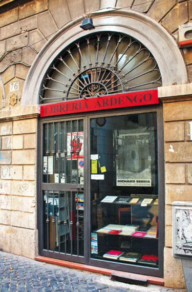 Магазин книг Libreria Ardengo Улица del Pellegrino выведет вас прямо к улице - фото 45