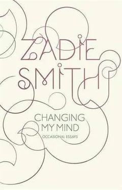 Zadie Smith Changing My Mind: Occasional Essays обложка книги