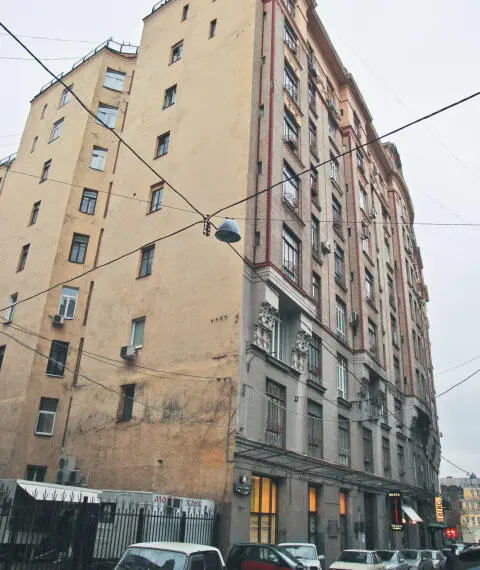 Первый небоскреб Москвы Позже дом стал известен в среде кинематографистов - фото 36
