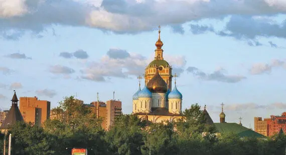 Новоспасский монастырь Сначала без внешних причин рухнул щит с лозунгом Дома - фото 78
