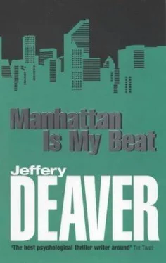 Jeffery Deaver Manhattan Is My Beat обложка книги