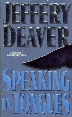 Jeffery Deaver Speaking In Tongues обложка книги