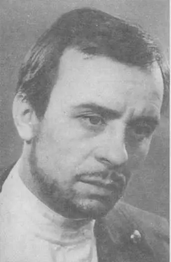 Ия Саввина и Олег Борисов в фильме Дневник директора школы Фрумин снимает - фото 53