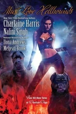 Charlaine Harris Must Love Hellhounds обложка книги