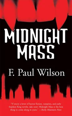 F Wilson Midnight Mass обложка книги