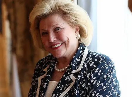 Barbara Taylor Bradford was born in Leeds and by the age of twenty was an - фото 3