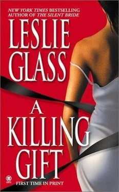 Leslie Glass A Killing Gift обложка книги