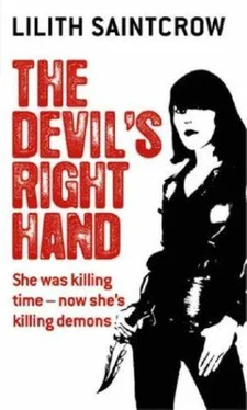 Lilith Saintcrow The Devil's Right Hand обложка книги