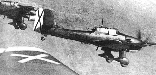 Серийные Ju87B во время боевого вылета Испания осень 1938 г В середине 30х - фото 7