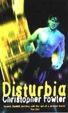 Christopher Fowler Disturbia обложка книги