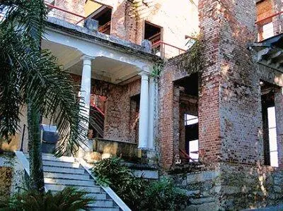 Парк Руин Культурный центр Лауринды Сантус Лобу Centro Cultural Laurinda - фото 29