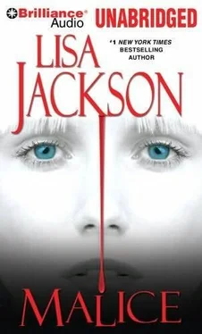 Lisa Jackson Malice обложка книги