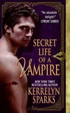 Kerrelyn Sparks Secret Life of a Vampire обложка книги