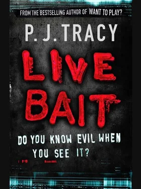 P. Tracy Live Bait обложка книги