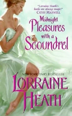 Lorraine Heath Midnight Pleasures with a Scoundrel обложка книги