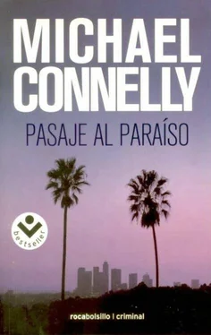 Michael Connelly Pasaje al paraíso обложка книги