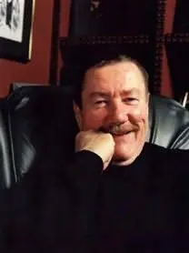 Robert B Parker first introduced his most famous character Spenser thats - фото 3