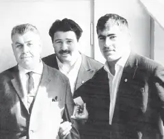 Бронзовые призеры Олимпиады в Токио 1964 в тяжелом весе Анзор Кикнадзе и - фото 11