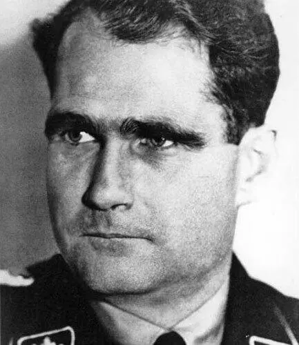 Заместитель фюрера в НСДАП Рудольф Гесс Апрель 1941 года До нападения на СССР - фото 19