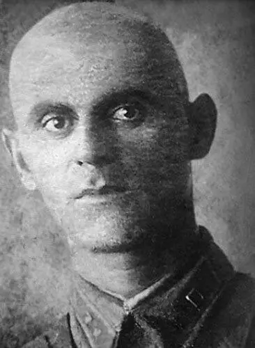 Лейтенант Гурен Григорьянц Начало сентября 1942 года Рота Григорьянца - фото 26