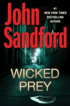 John Sandford Wicked Prey обложка книги