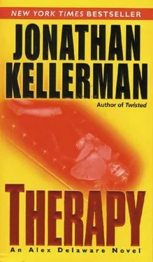 Jonathan Kellerman Therapy обложка книги