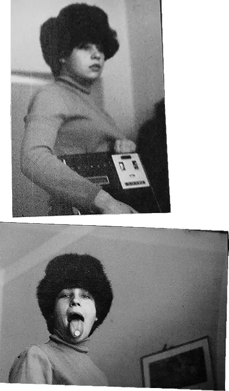 Алёна Долецкая 1969 г Мы пулей влетели в его сухую пустую квартиру родителей - фото 14