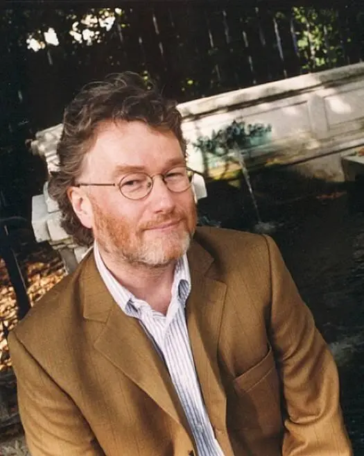 Iain Banks came to widespread and controversial acclaim with the publication of - фото 2