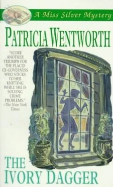 Patricia Wentworth The Ivory Dagger обложка книги