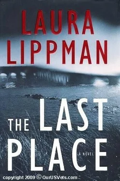 Laura Lippman The Last Place обложка книги