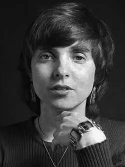 Мне исполнилось 14 лет и я очень сильно сломала ногу в нескольких местах с - фото 58