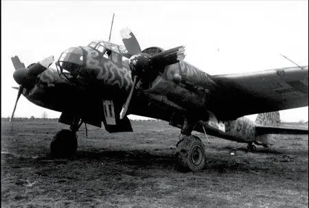 Ju88A6U оберфельдфебеля Баха Bach из 1й эскадрильи AufklGr123 - фото 89