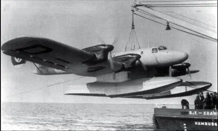 Гидросамолет Ha139V1 WNr182 DAJEY во время испытаний в 1937 г - фото 102