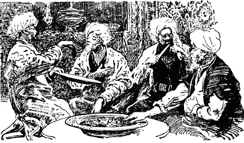 Середину каждого стола занимало огромное блюдо с нежной жеребятиной Каждый - фото 15