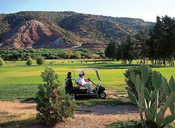 Secret Valley Golf Club в округе Пафос находятся два из трёх кипрских поля - фото 29