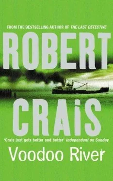 Robert Crais Voodoo River обложка книги