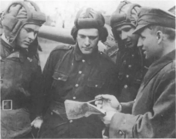 Советские и польские танкисты 1944 г Венгерские войска в зимней России - фото 14