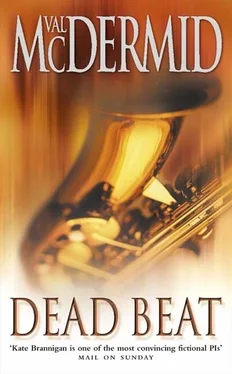 Val McDermid Dead Beat обложка книги