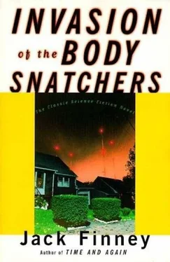Jack Finney Invasion of The Body Snatchers обложка книги