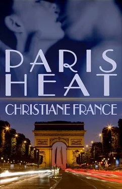 Christiane France Paris Heat обложка книги