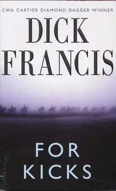 Dick Francis For Kicks обложка книги